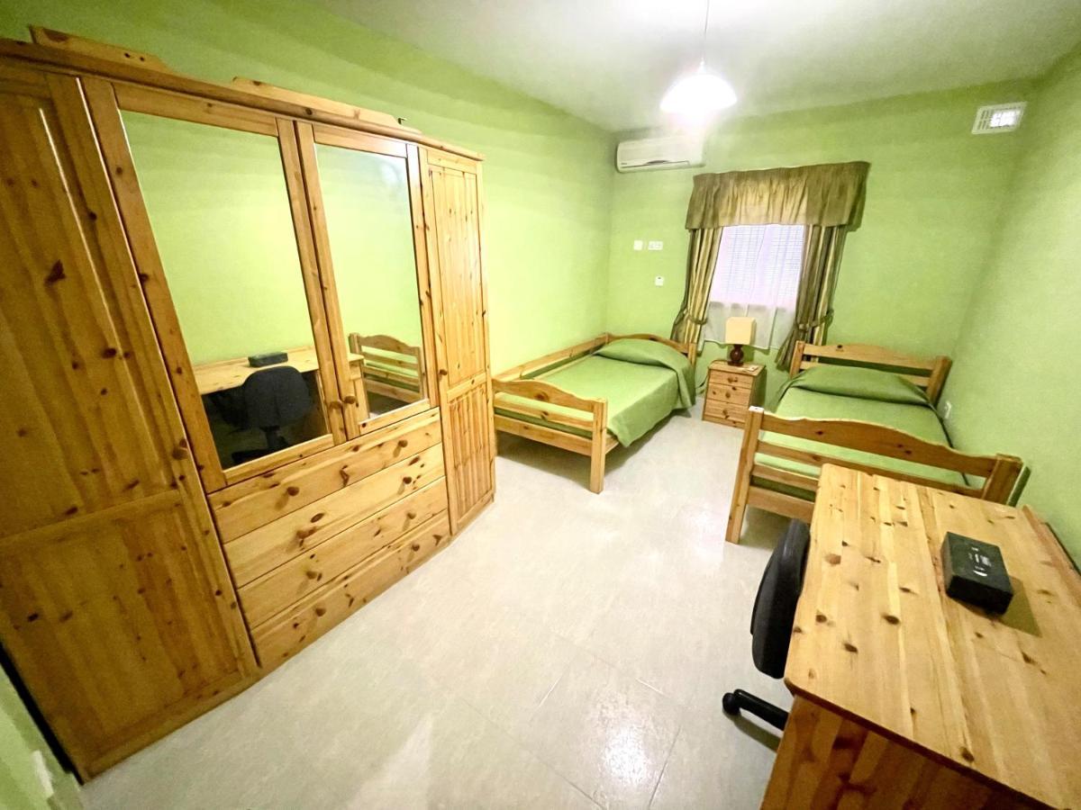 Regent Court - 3 Bedroom Apartment Within Walking Distance From Seafront San Pawl il-Baħar Kültér fotó