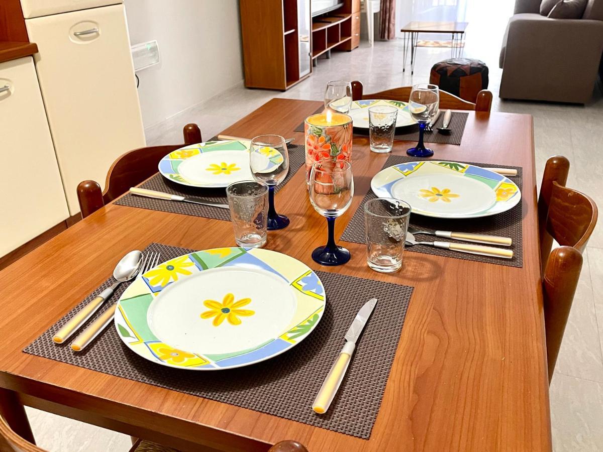 Regent Court - 3 Bedroom Apartment Within Walking Distance From Seafront San Pawl il-Baħar Kültér fotó