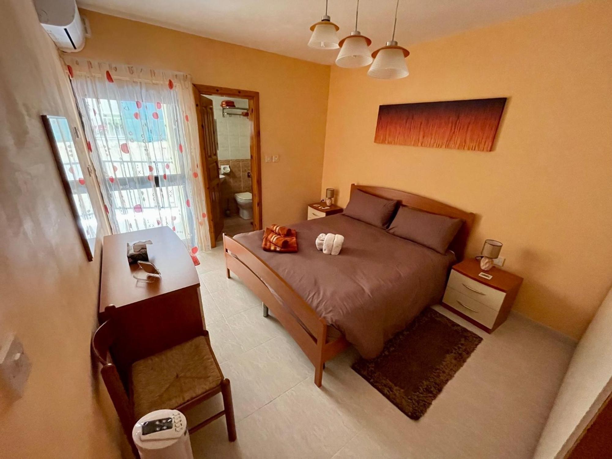 Regent Court - 3 Bedroom Apartment Within Walking Distance From Seafront San Pawl il-Baħar Kültér fotó