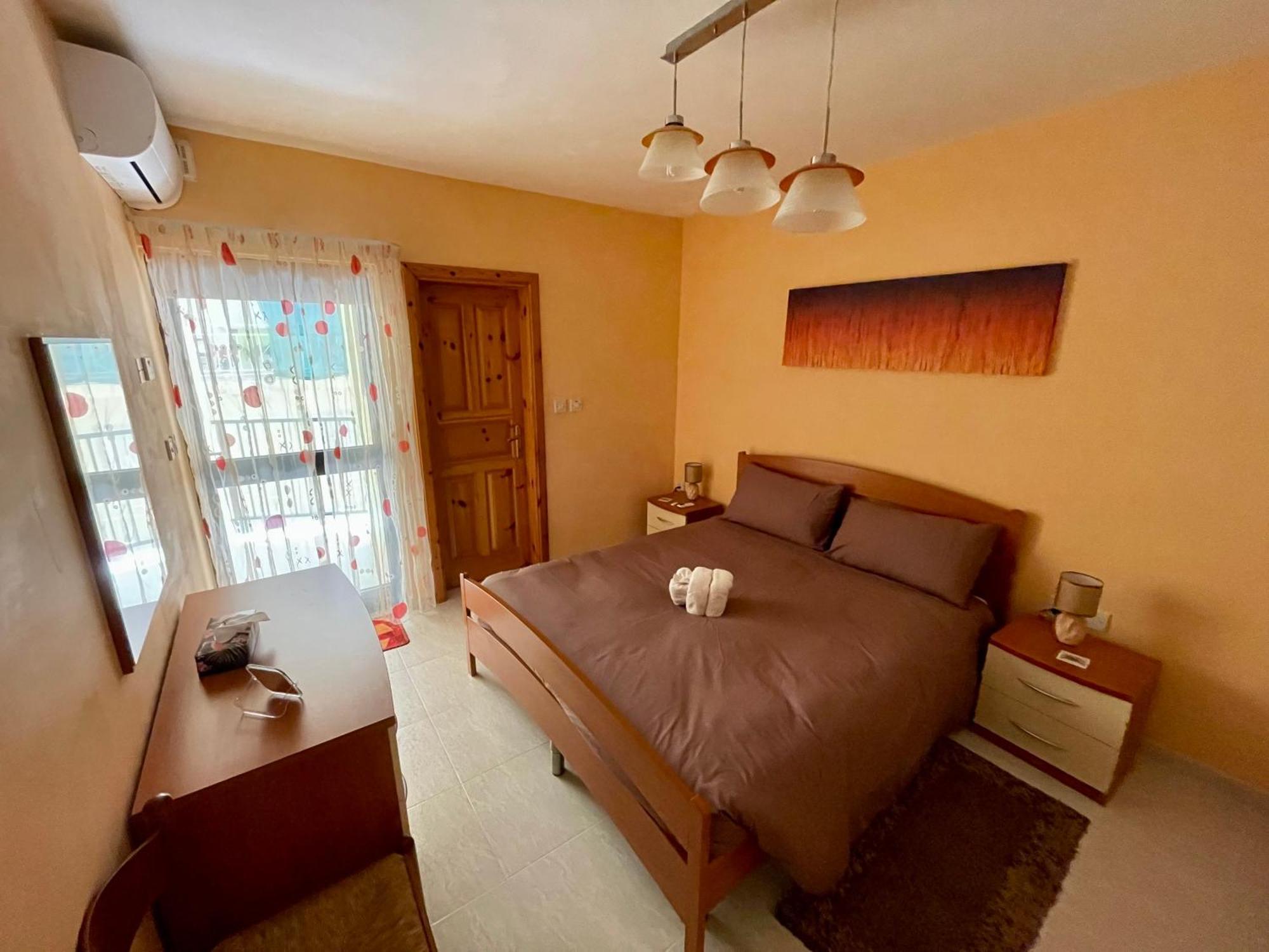 Regent Court - 3 Bedroom Apartment Within Walking Distance From Seafront San Pawl il-Baħar Kültér fotó