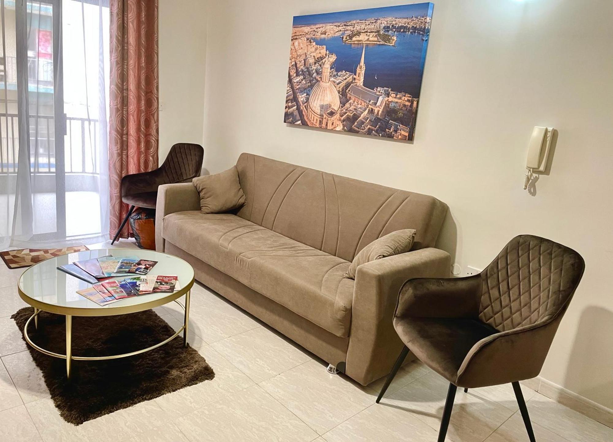 Regent Court - 3 Bedroom Apartment Within Walking Distance From Seafront San Pawl il-Baħar Kültér fotó