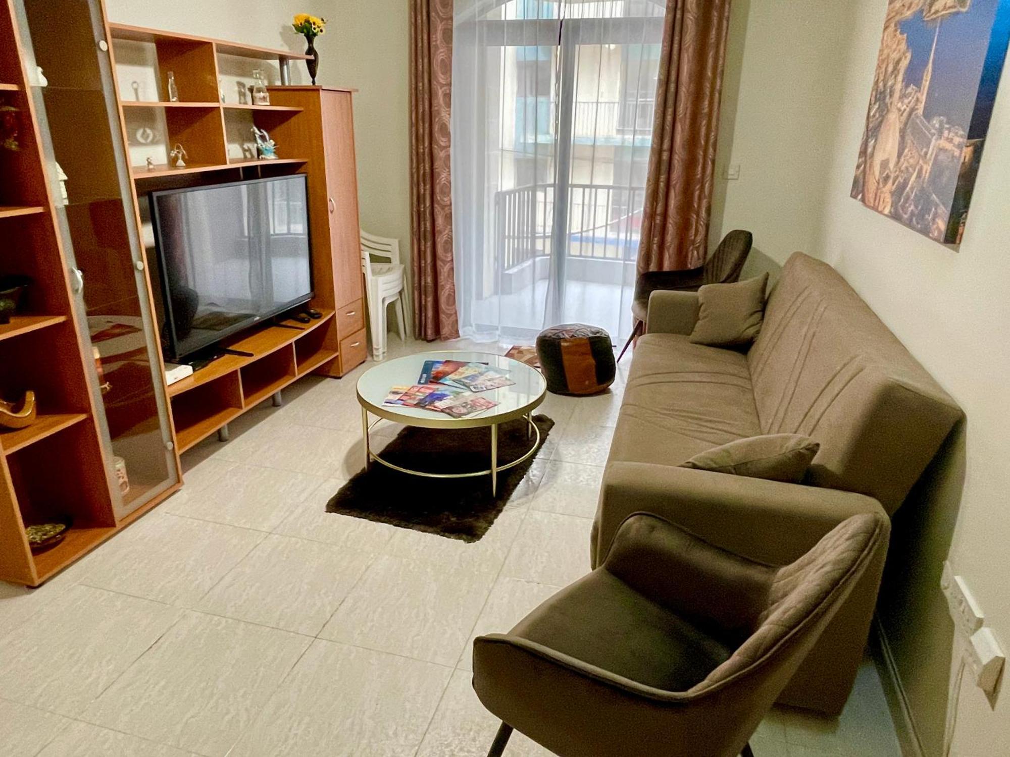 Regent Court - 3 Bedroom Apartment Within Walking Distance From Seafront San Pawl il-Baħar Kültér fotó