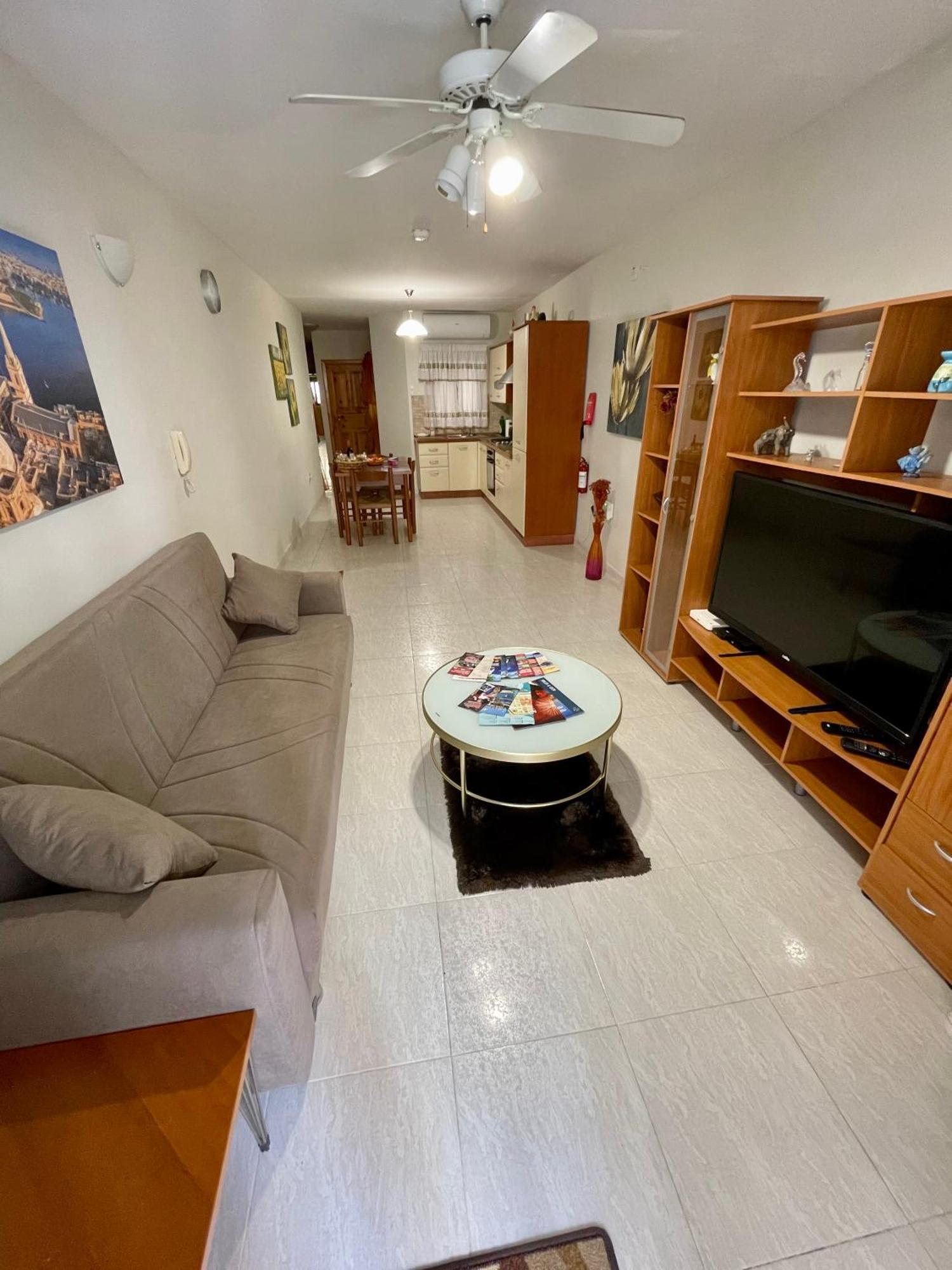 Regent Court - 3 Bedroom Apartment Within Walking Distance From Seafront San Pawl il-Baħar Kültér fotó
